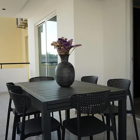 Mackenzie Boutique Apartment With Pool Larnaca Exterior photo