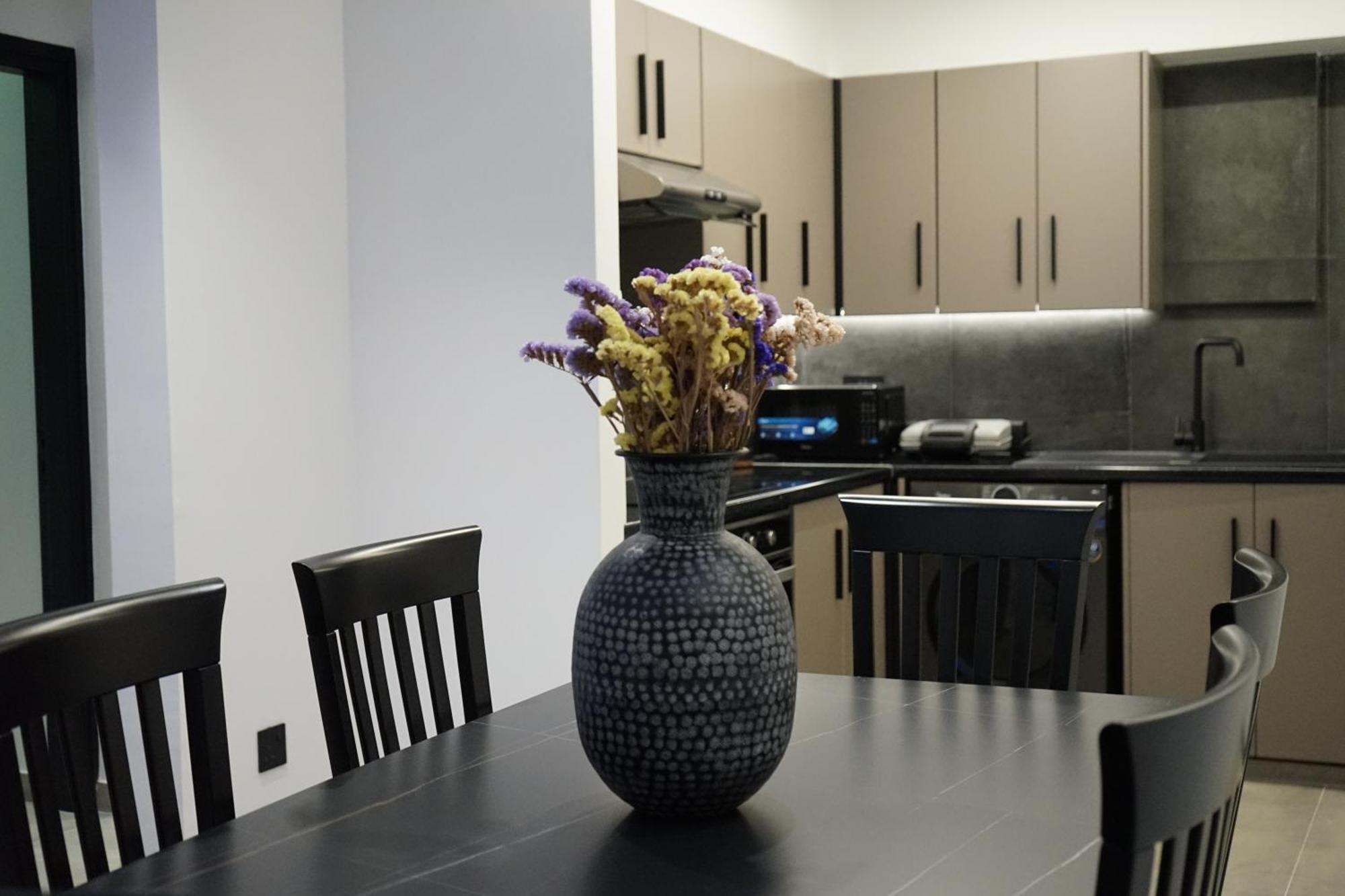 Mackenzie Boutique With Pool Apartament