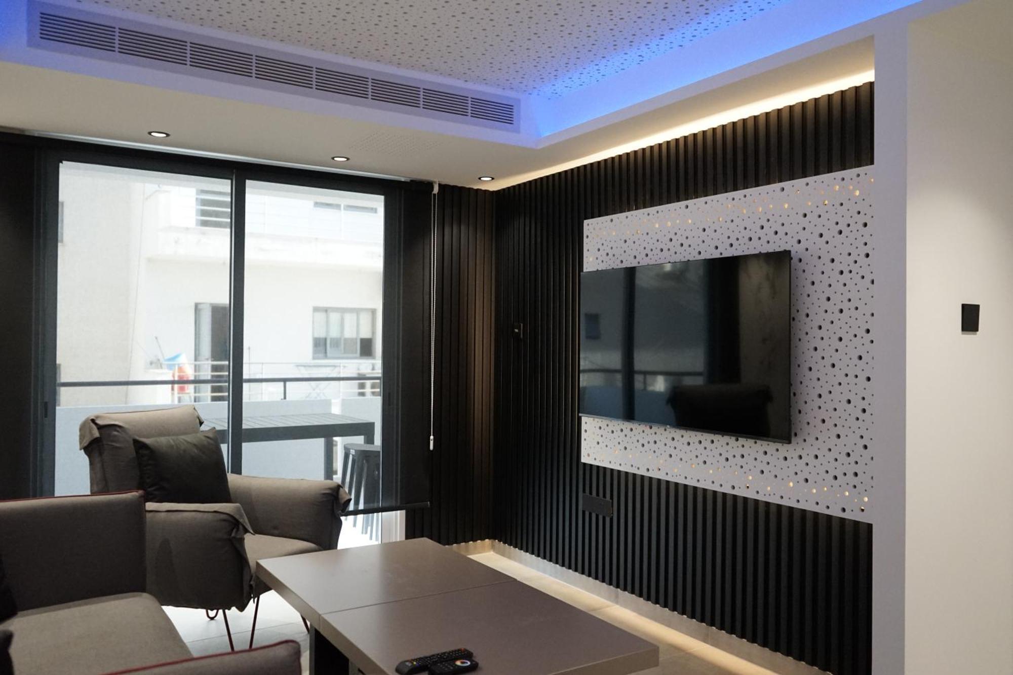 Mackenzie Boutique With Pool Apartament *